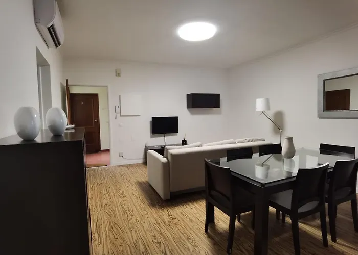 Old * Funchal (Madeira)