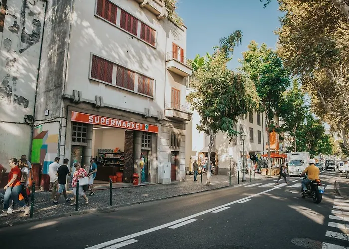 Old * Funchal (Madeira)